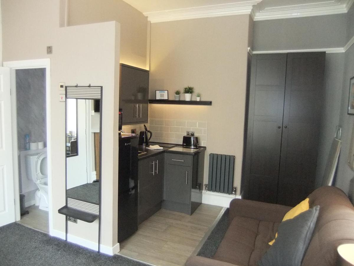 Dewsbury House Apartment แบล็คพูล ภายนอก รูปภาพ