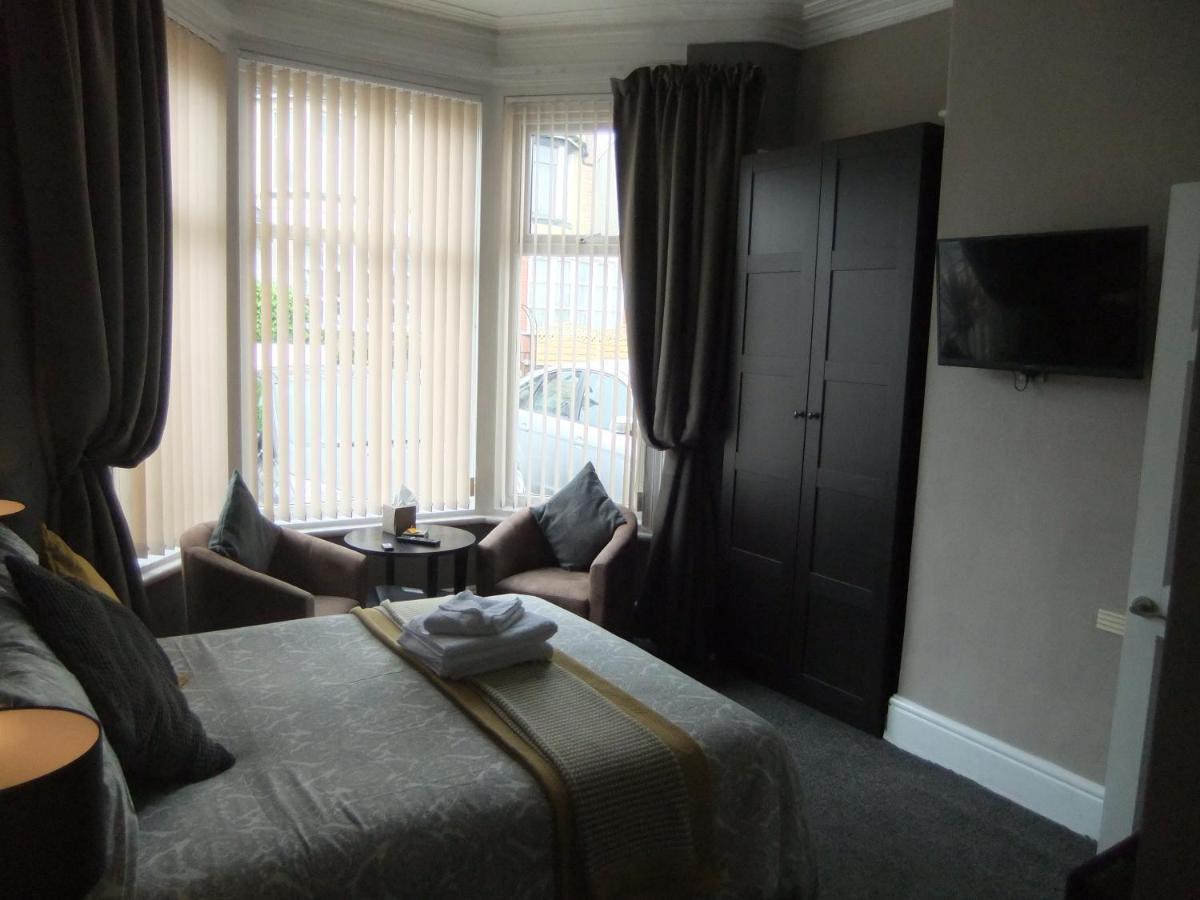 Dewsbury House Apartment แบล็คพูล ภายนอก รูปภาพ
