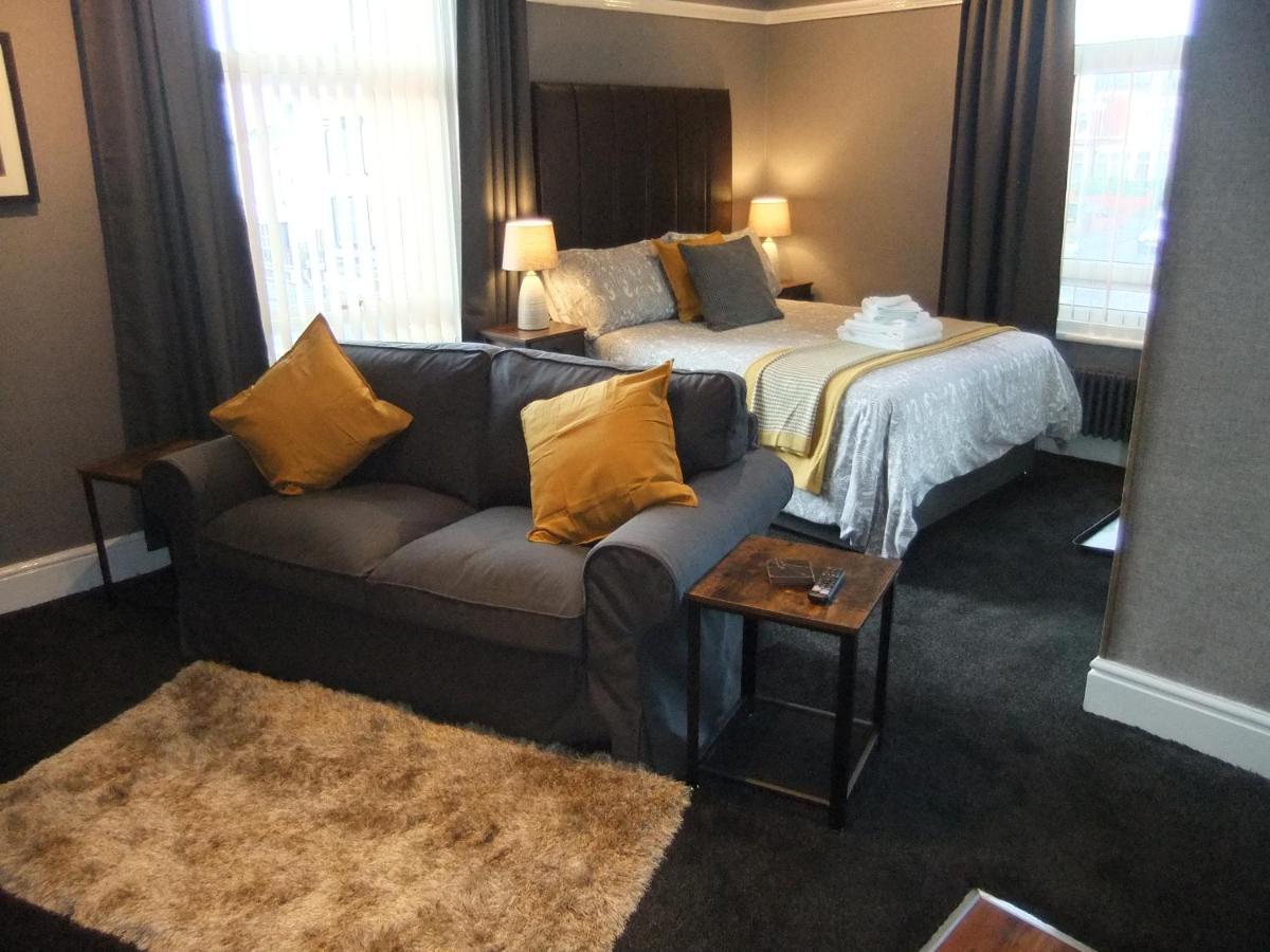 Dewsbury House Apartment แบล็คพูล ภายนอก รูปภาพ