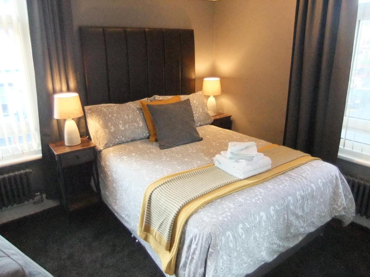 Dewsbury House Apartment แบล็คพูล ภายนอก รูปภาพ