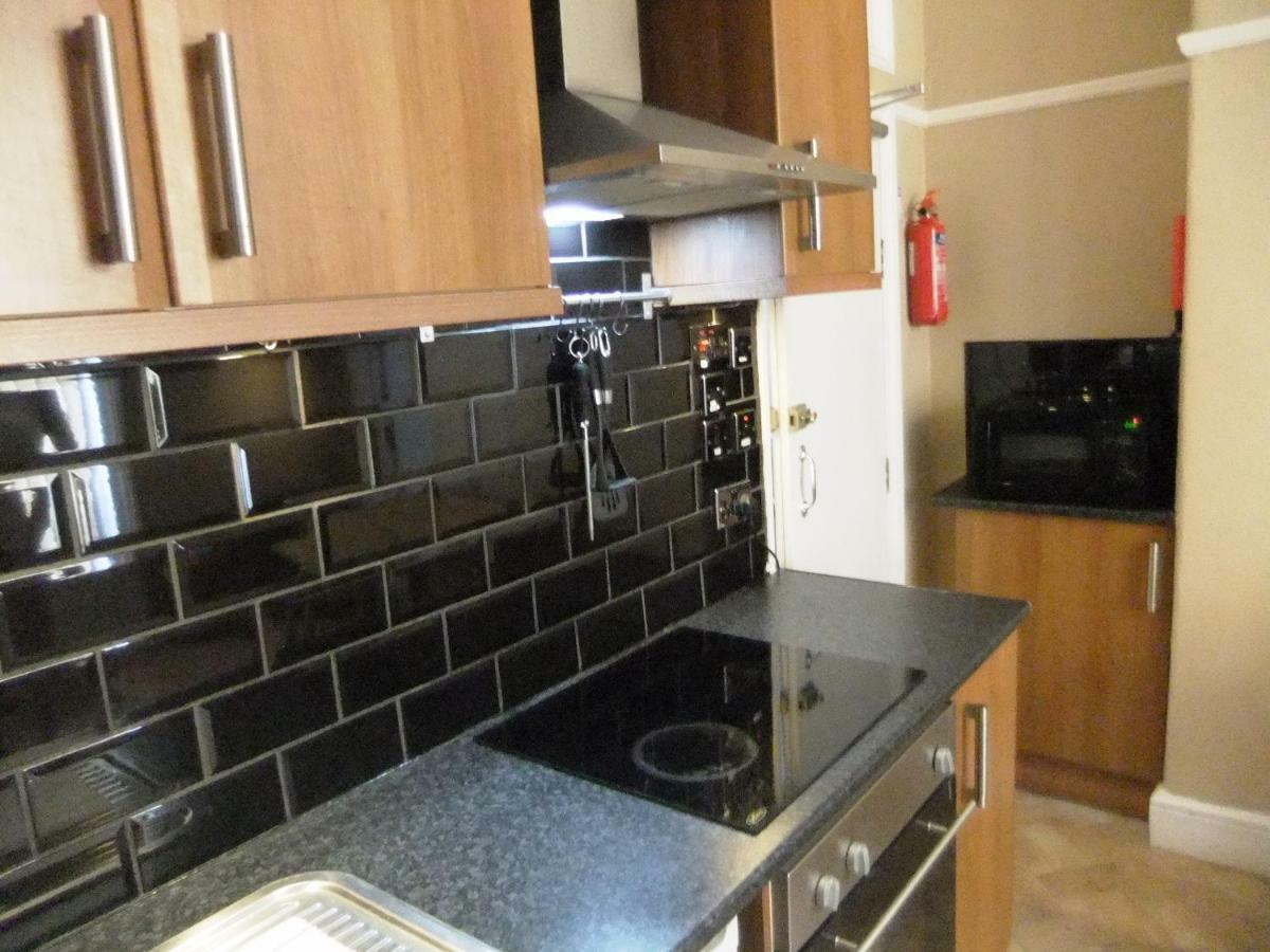 Dewsbury House Apartment แบล็คพูล ภายนอก รูปภาพ
